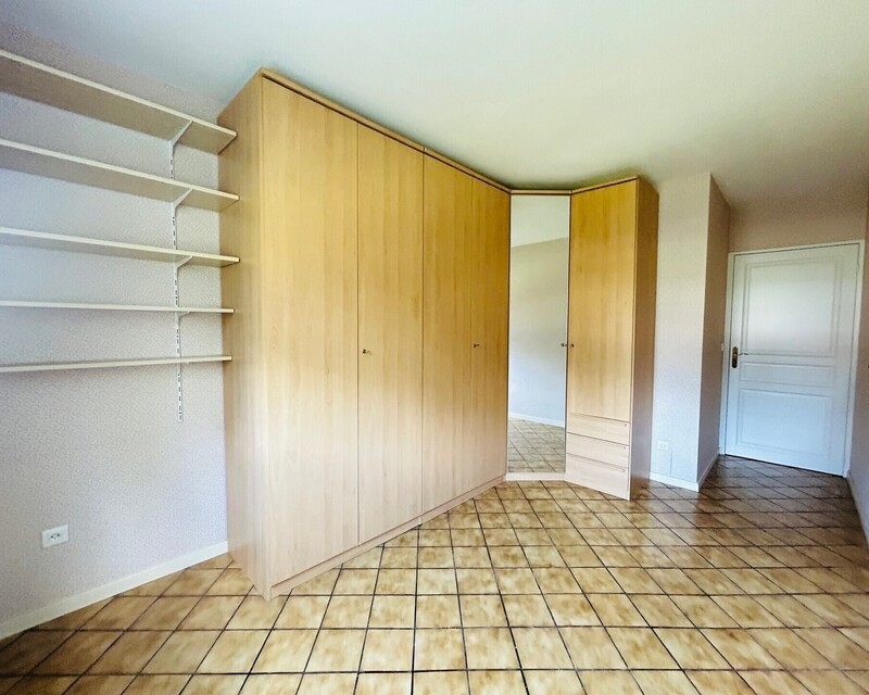 Charmant appartement F3/F4 de 87,55m² - Thumbnail img 7908