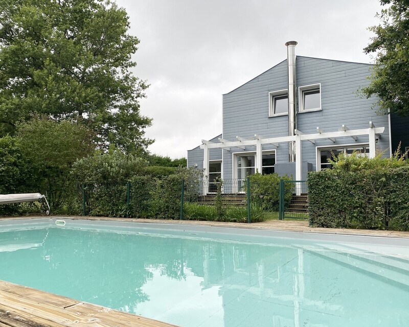 Maison familiale  avec grand jardin et piscine  - Img 2136