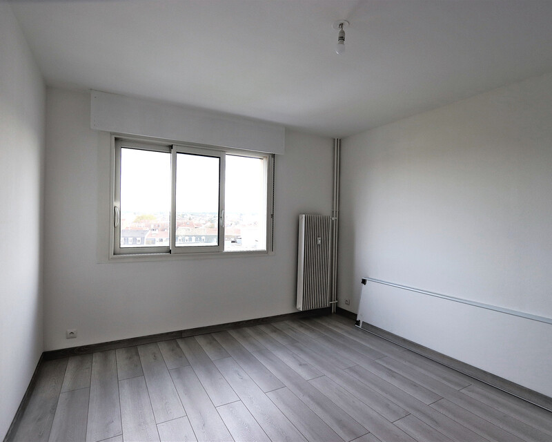 Vendu: Appartement à Mulhouse nouveau bassin 2 pièces 59 m² (68100) - Appartement Mulhouse nouveau bassin (chambre)