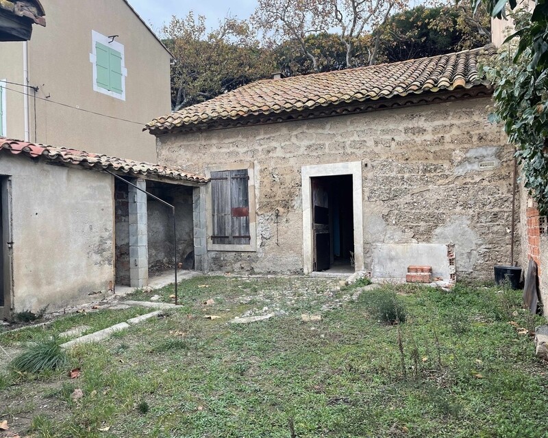 Maison de village à rénover , avec jardin  - Jardin 