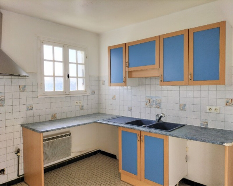 Maison de 190 m² - Cuisine 1 t4