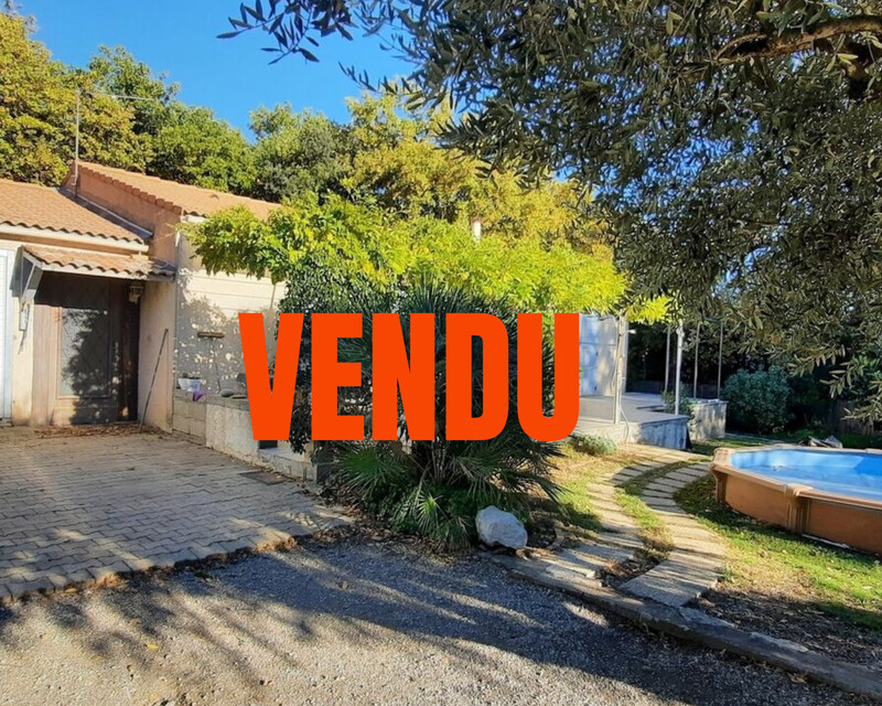  Maison individuelle de 123 m² avec piscine et dépendance à Peyruis - Vendu