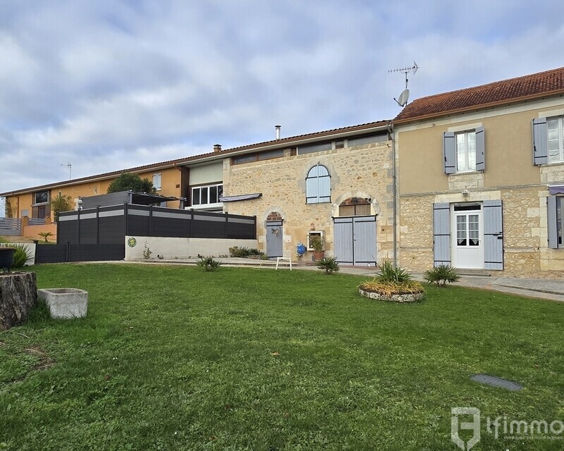 Propriété de 550m² - 20241205 122804