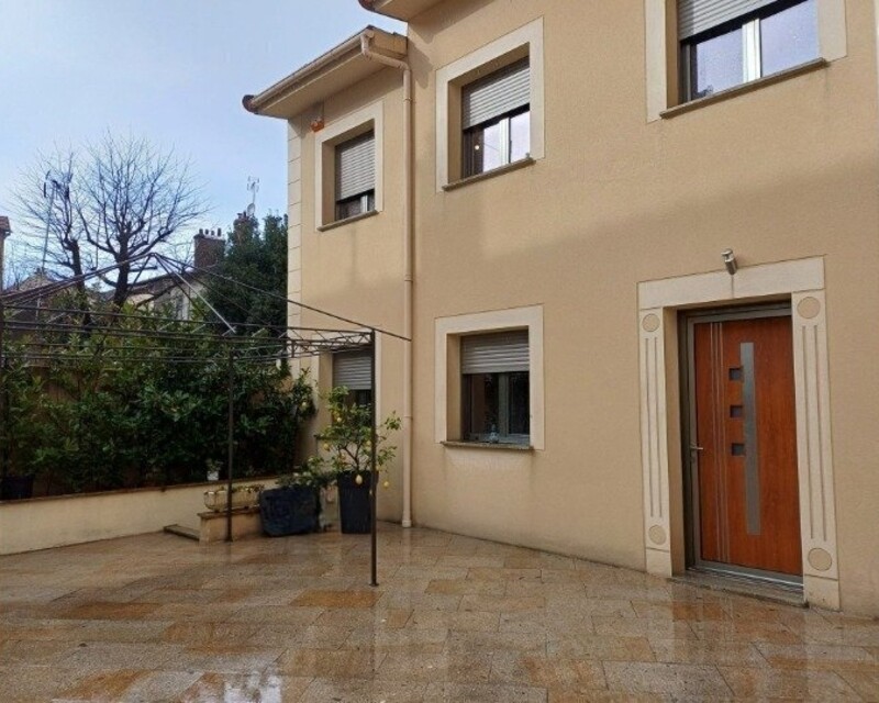 Maison de 4 pièces à Vitry-sur Seine - Exterieur