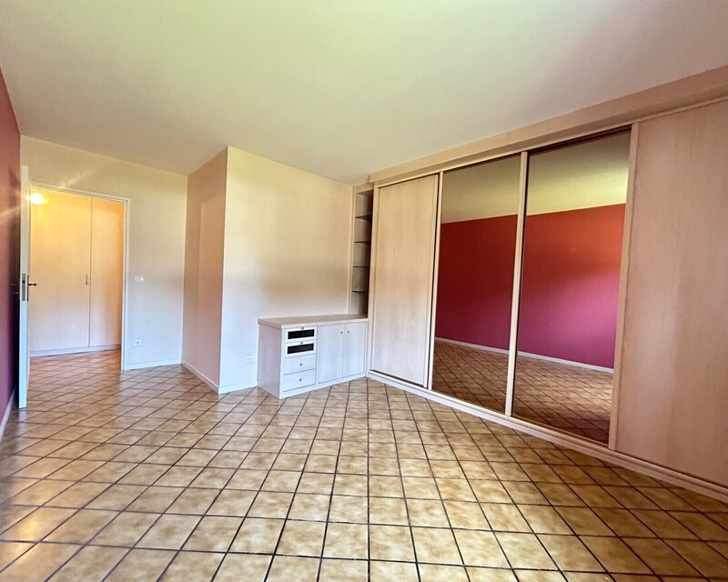 Charmant appartement F3/F4 de 87,55m² - Thumbnail img 7910