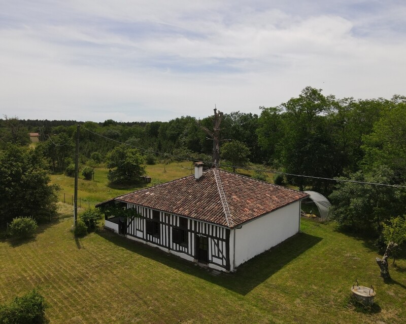 Maison Landaise Authentique et Écologique à Vendre - Dji 0525