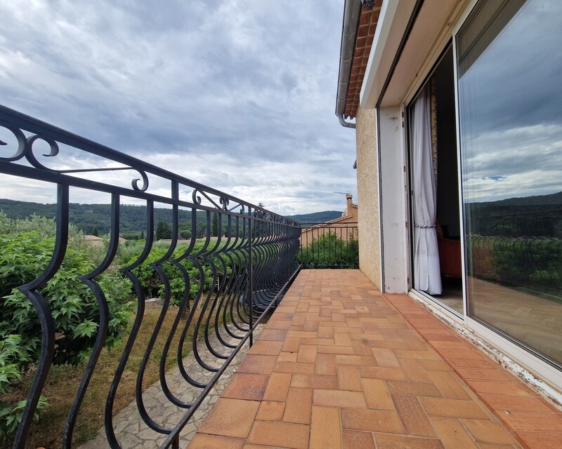 Villa traditionnelle T5 sous-sol total et terrain Draguignan - 20240625 164658