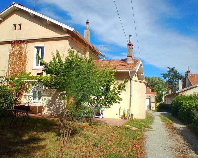 Maison mitoyenne 84 m² à Chateau Arnoux Saint Auban, vente à terme. - Extérieur maison 2