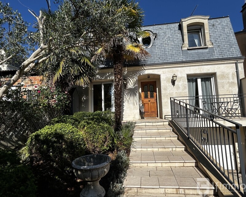 Maison de Style, 140m2 avec jardin - Img 0421