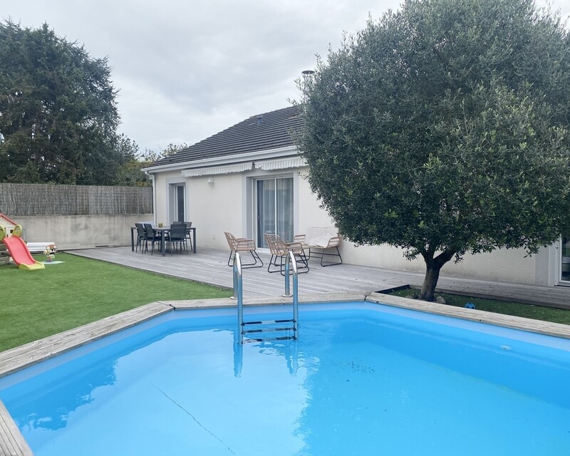 Maison 122m2 avec piscine 350 000€ FAI - Img 3806