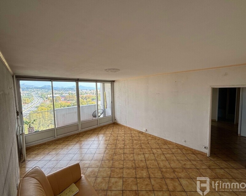 Appartement T3 - 77m2 - Saint Loup 13011 - Img 7305