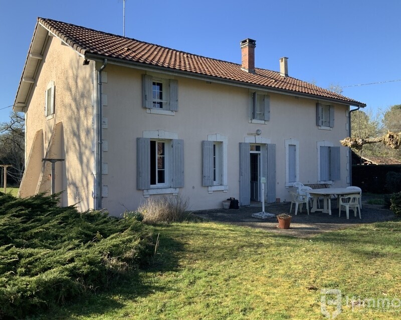 Propriété de caractère sur 1 hectare  - Img 1658